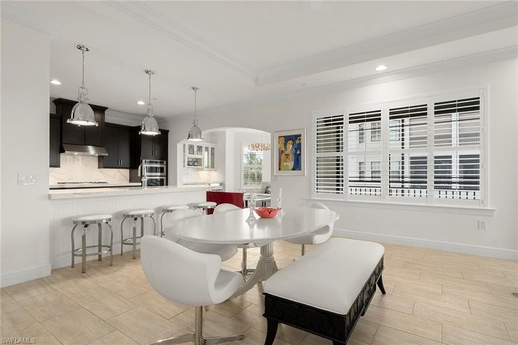 4731 Via Del Corso LN 202-7
