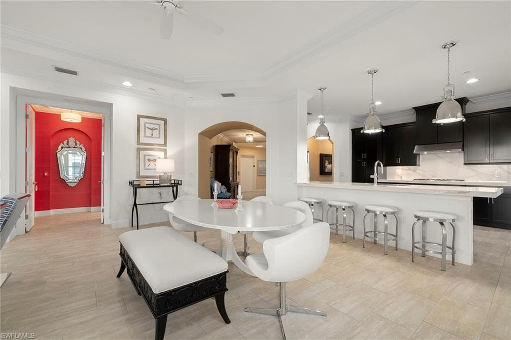 4731 Via Del Corso LN 202-5