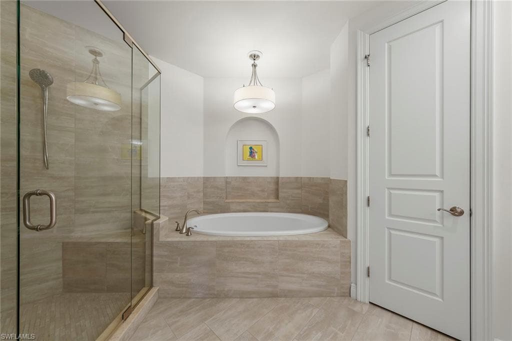 4731 Via Del Corso LN 202-21