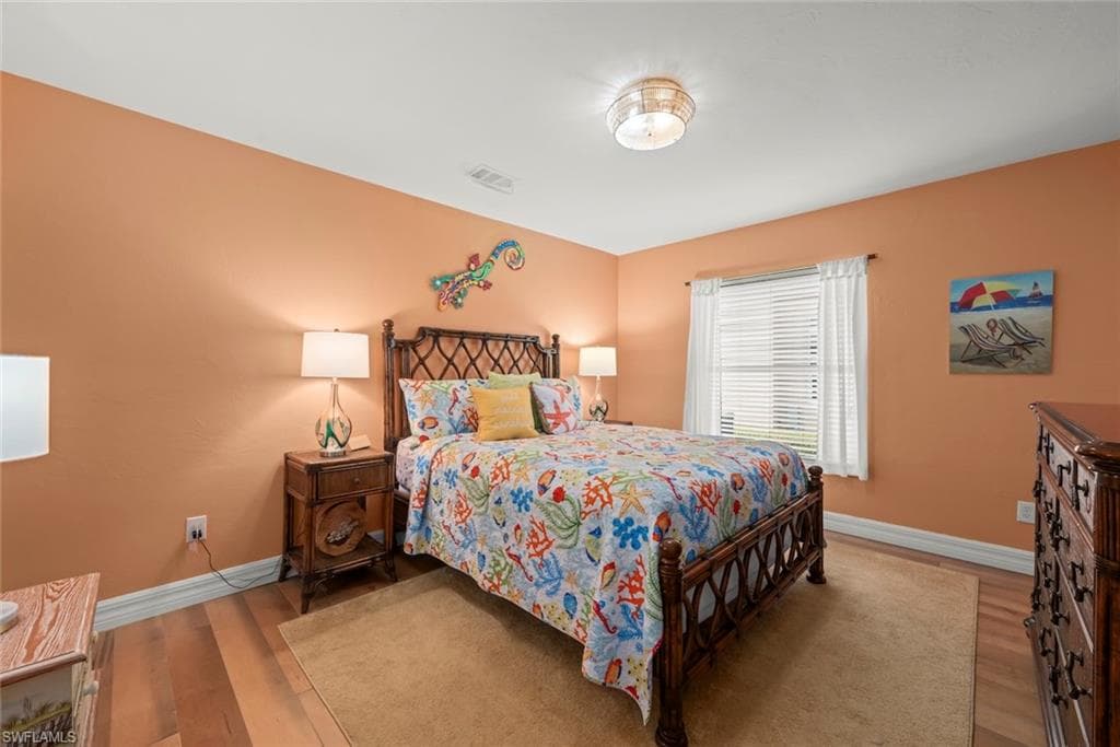 1238 Par View DR-33