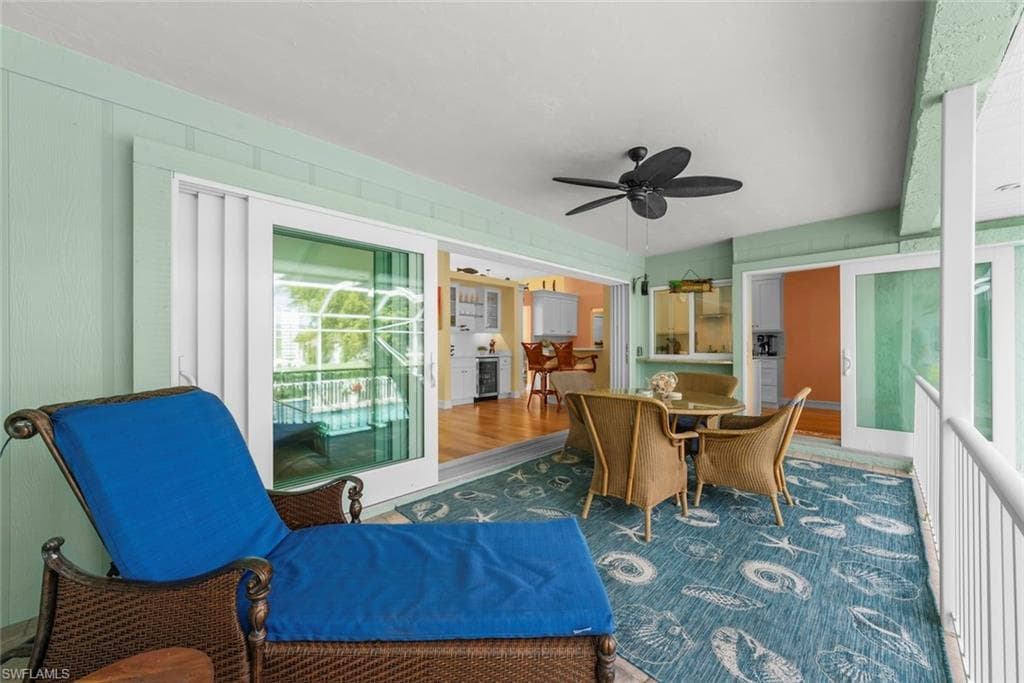 1238 Par View DR-14