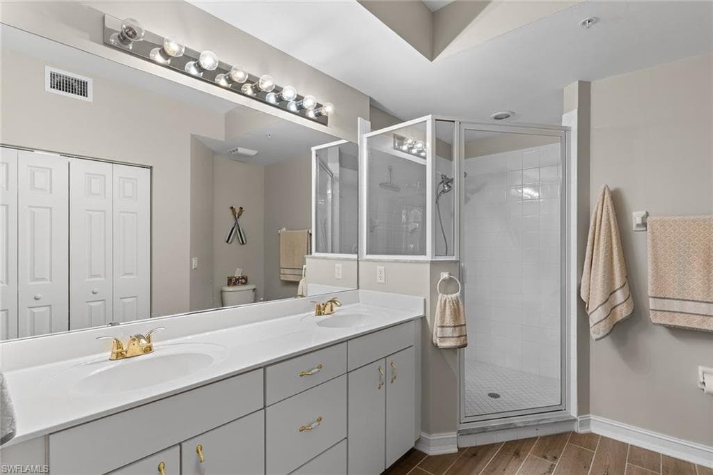 1882 Tarpon Bay DR S 101-11