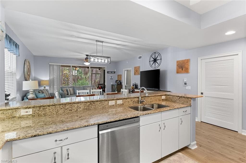 1882 Tarpon Bay DR S 101-8