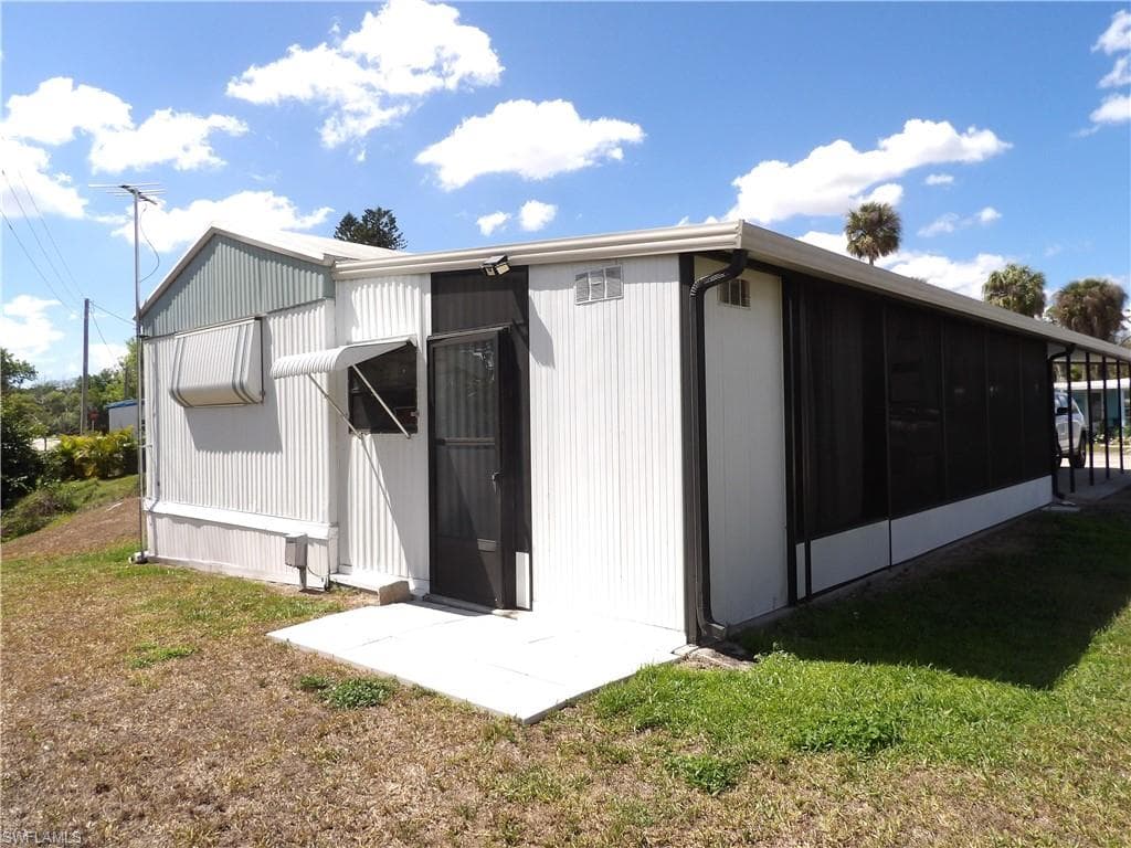113 Lantern LN-20