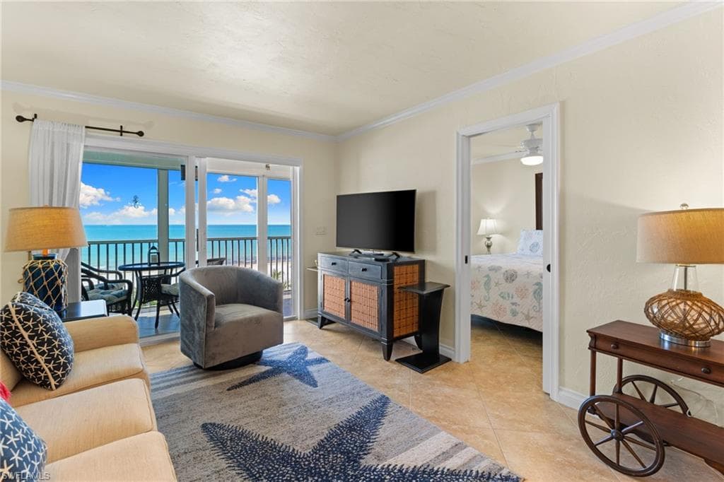 5000 ESTERO BLVD 305-6
