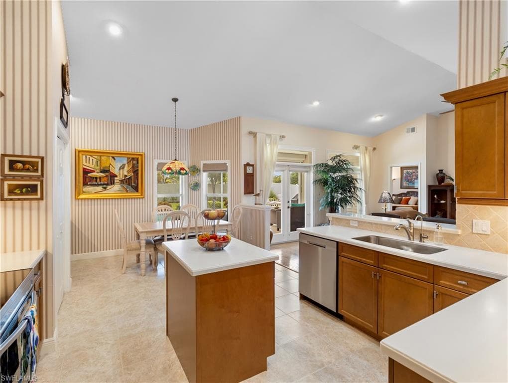 15567 Caloosa Creek CIR-14