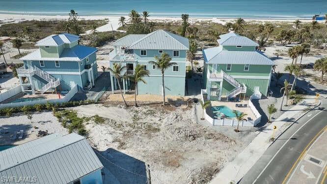 6020 Estero BLVD-28