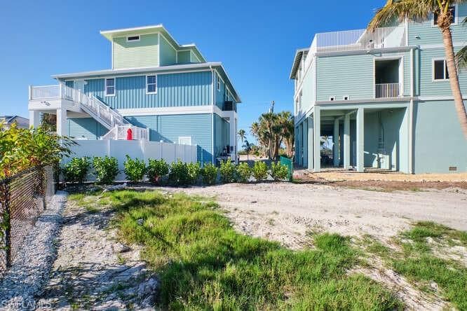 6020 Estero BLVD-10