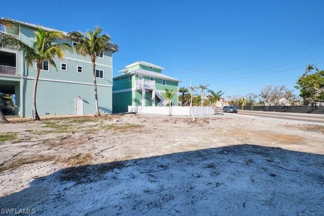 6020 Estero BLVD-14