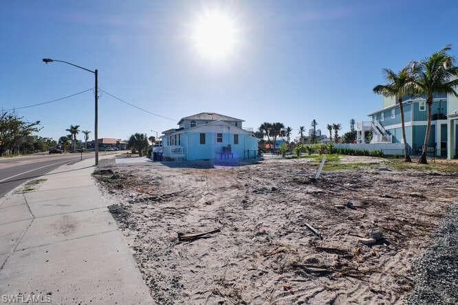 6020 Estero BLVD-19