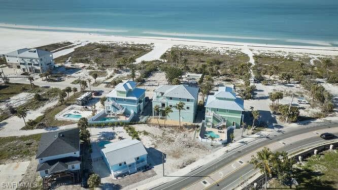 6020 Estero BLVD-4