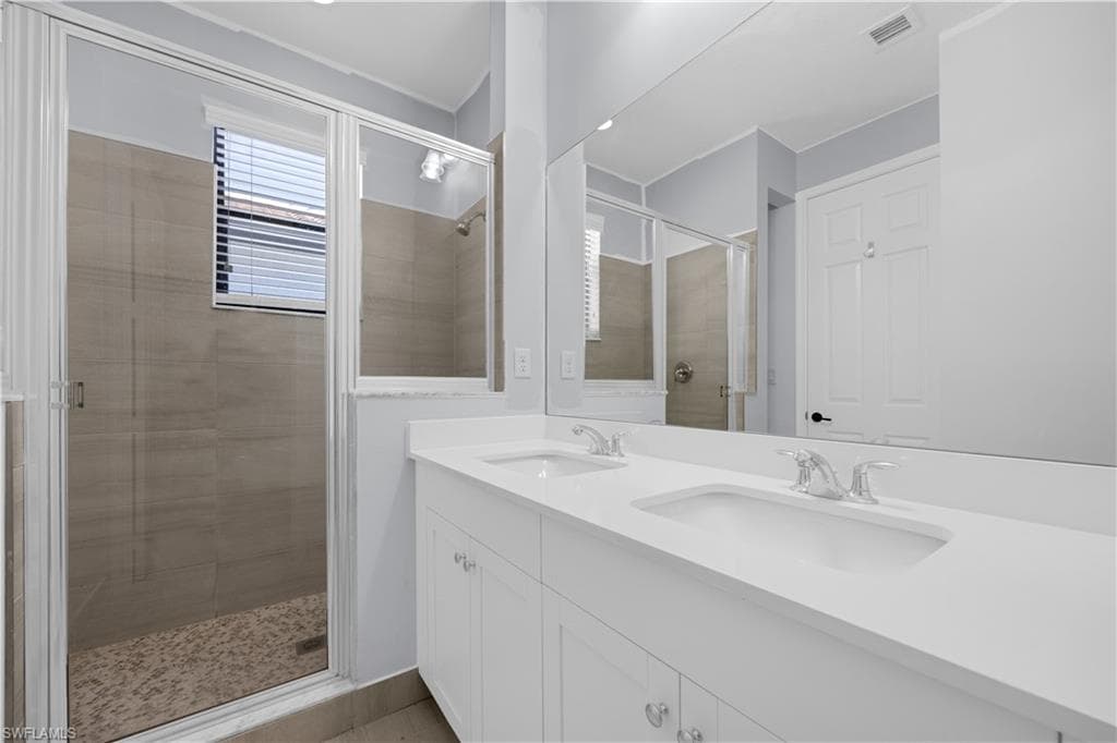 9045 Madrid CIR-33