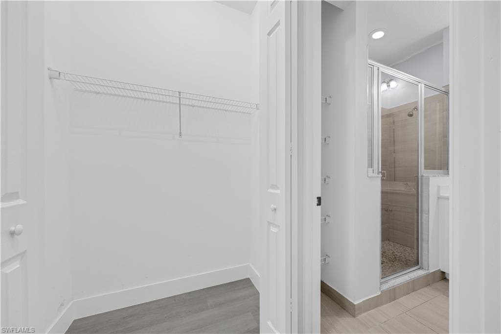 9045 Madrid CIR-31