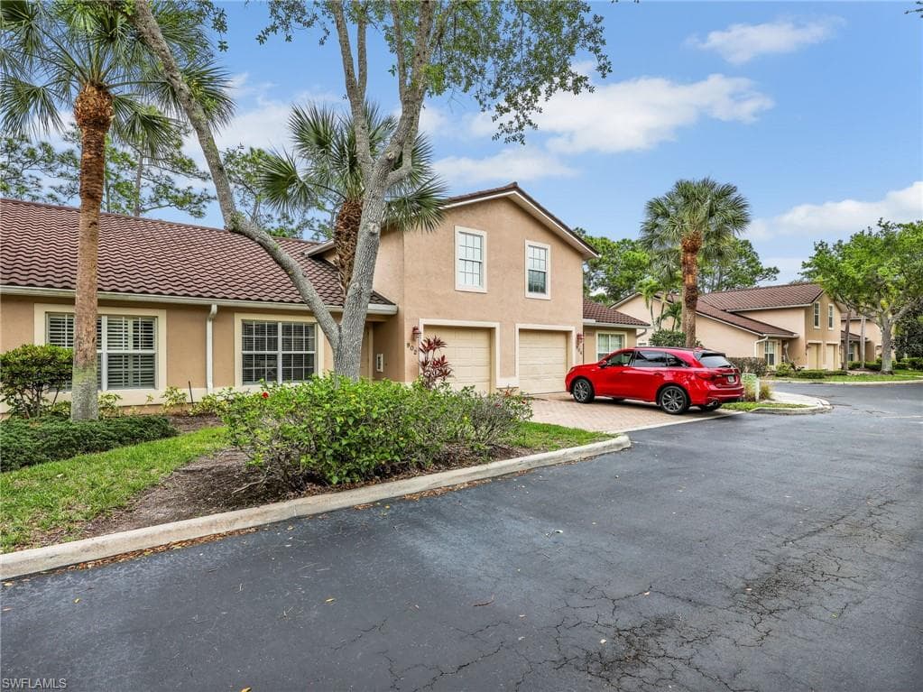 3505 Avion Woods CT 902-28