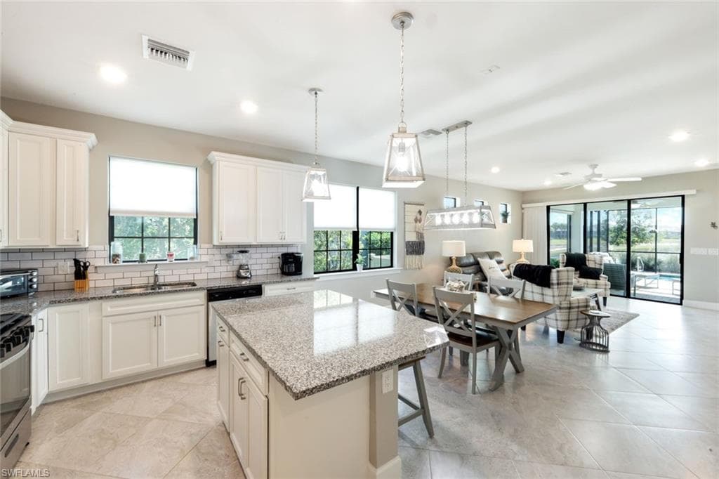 12201 Canal Grande DR-10