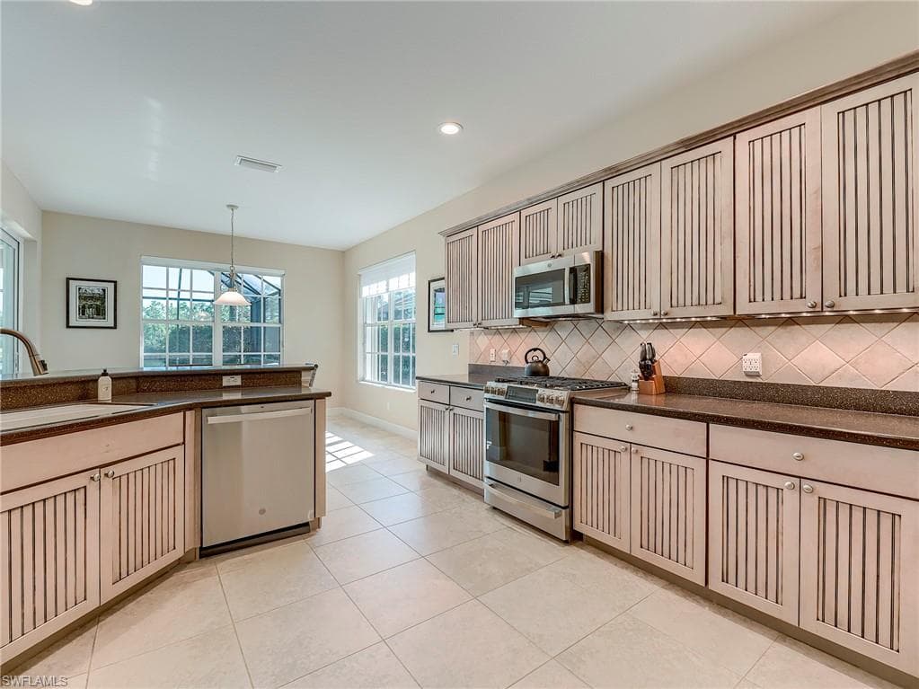 21780 Longleaf Trail Drive-14