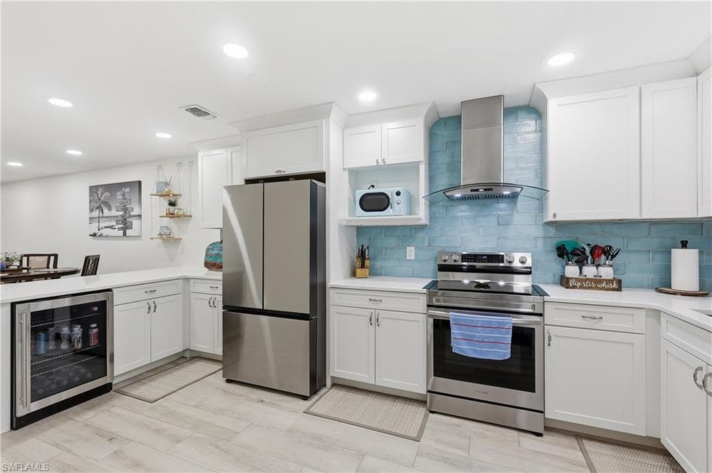 1220 SE 40th ST 8-9