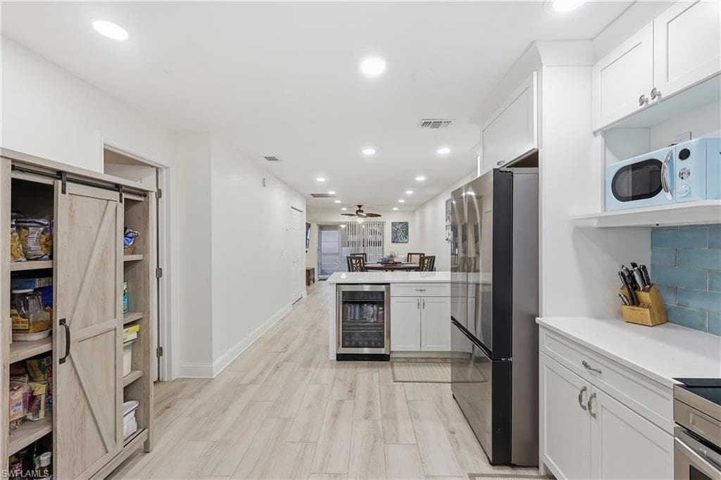 1220 SE 40th ST 8-8