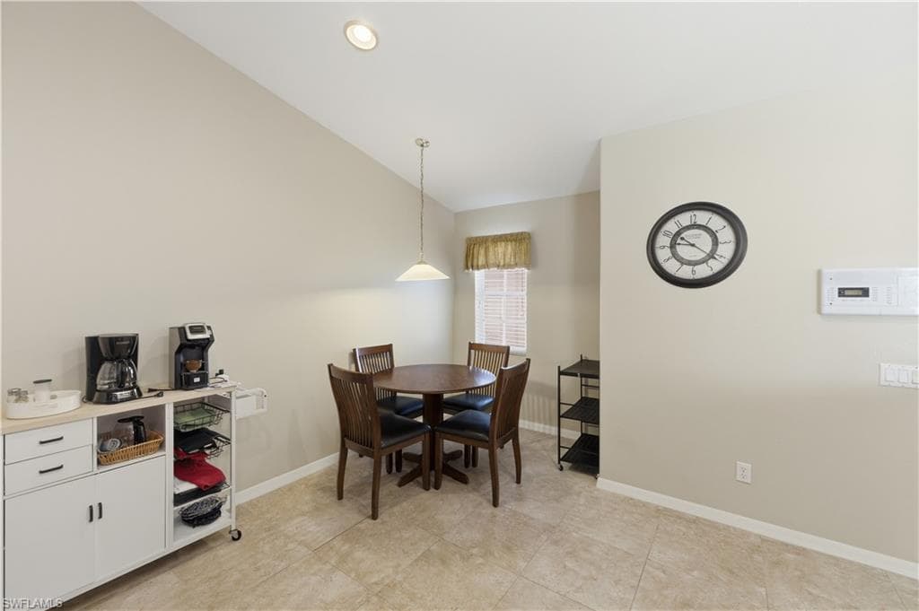 23541 Sandycreek TER 806-14