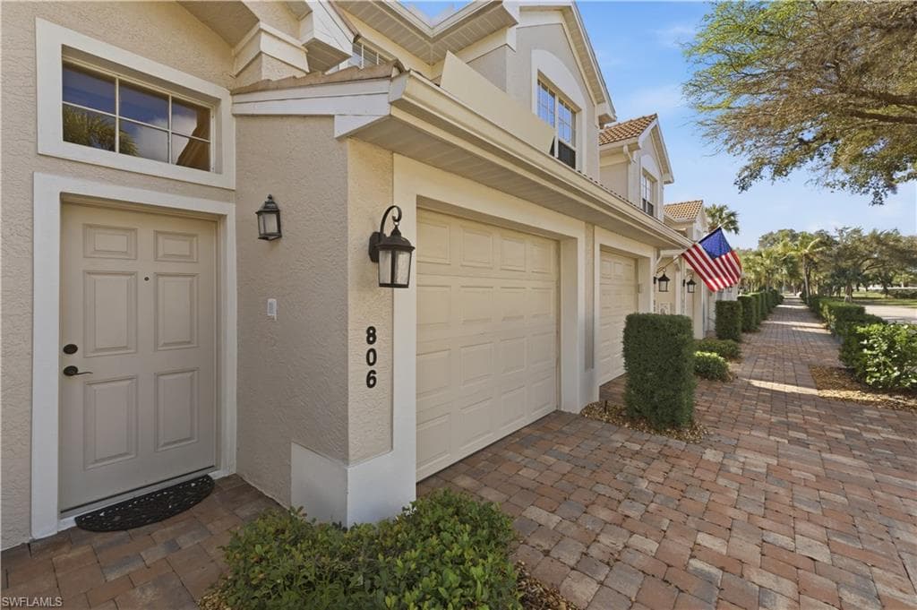 23541 Sandycreek TER 806-4