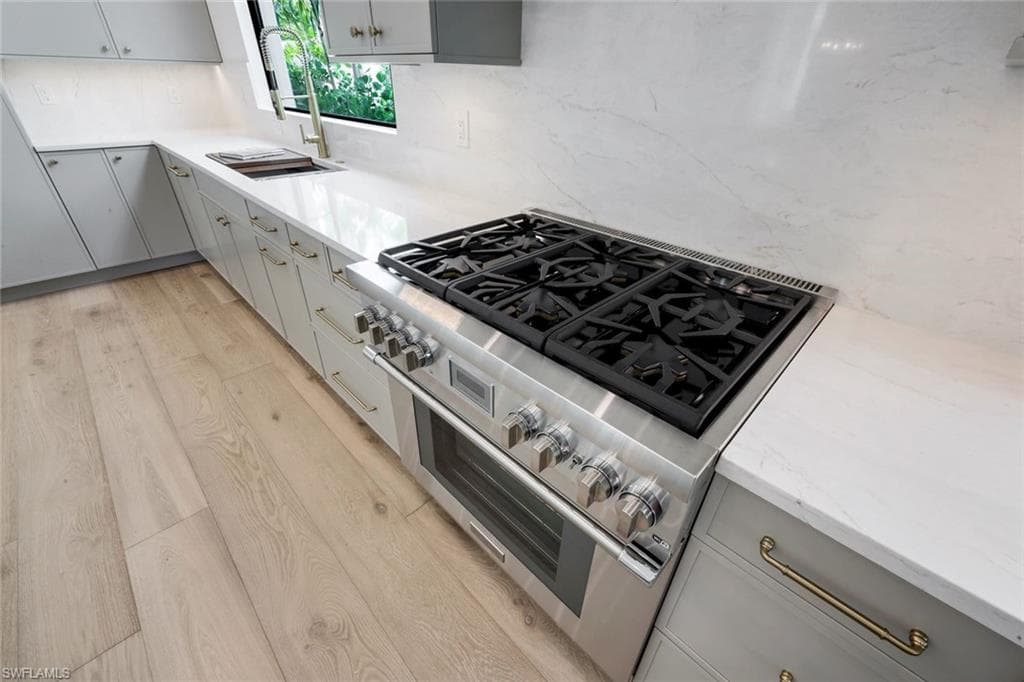 513 92nd AVE N-14