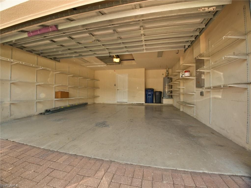 9071 Astonia WAY-24