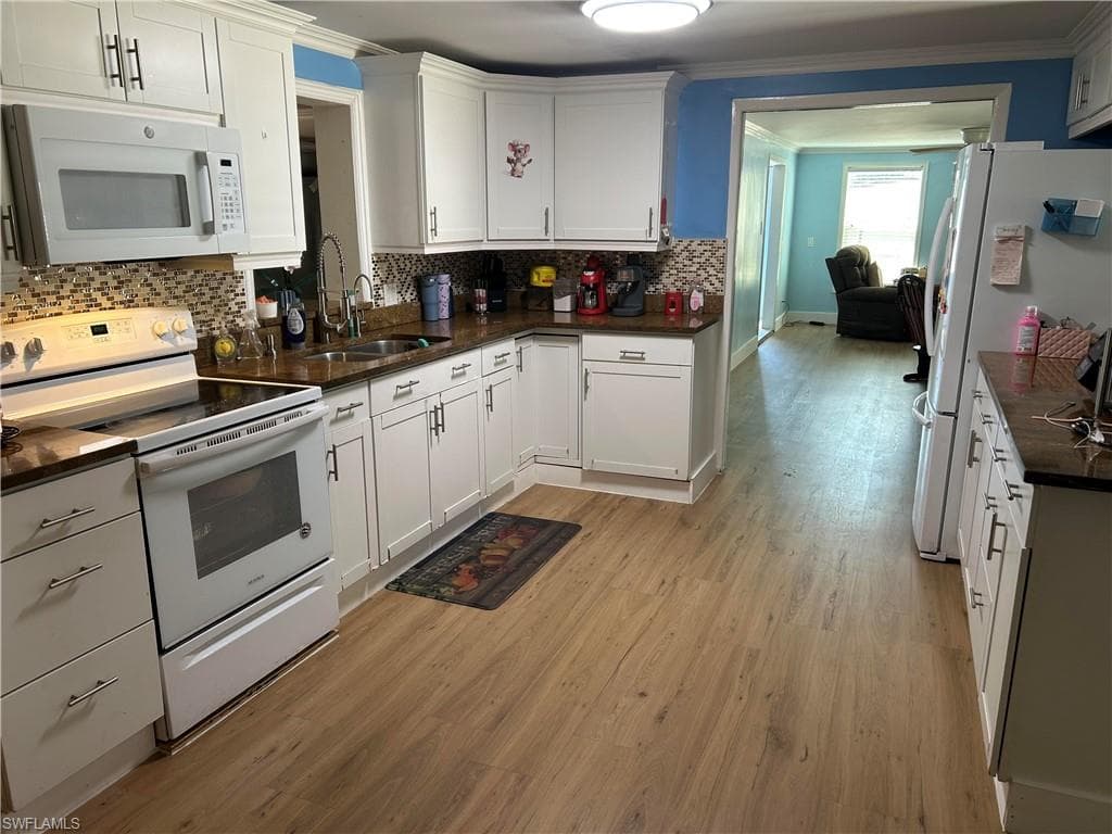 181 Pine Key LN 29-9