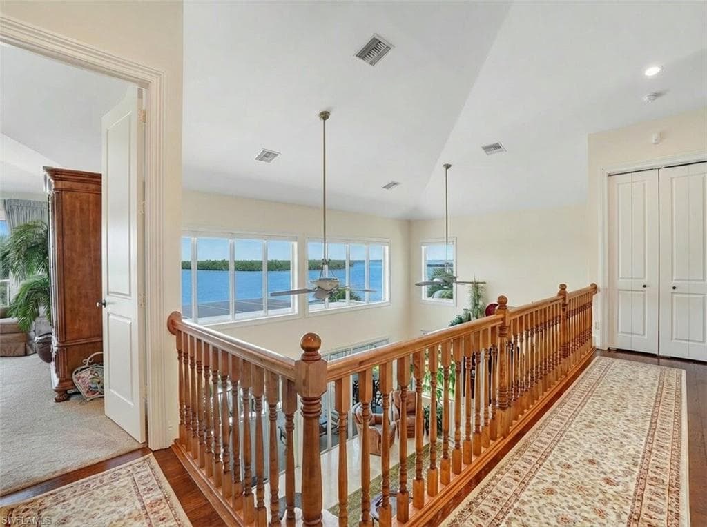 5640 Williams DR-36