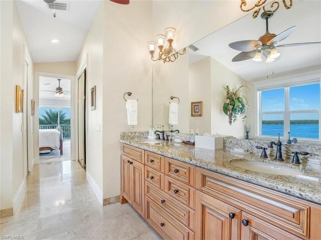 5640 Williams DR-37