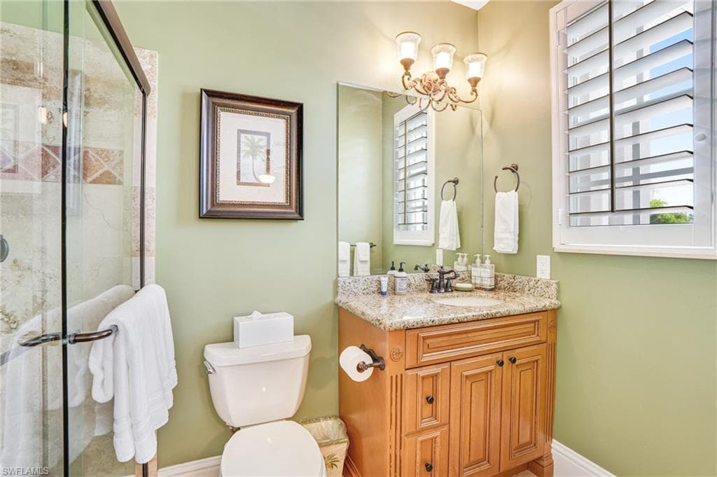 5640 Williams DR-35