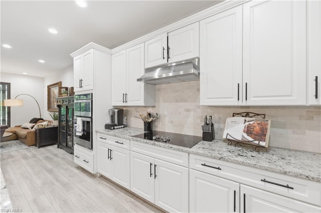 13017 Pembroke DR-5