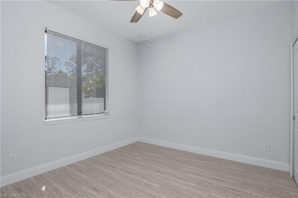 4575 Catalina LN-31