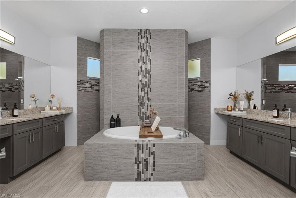 4575 Catalina LN-9