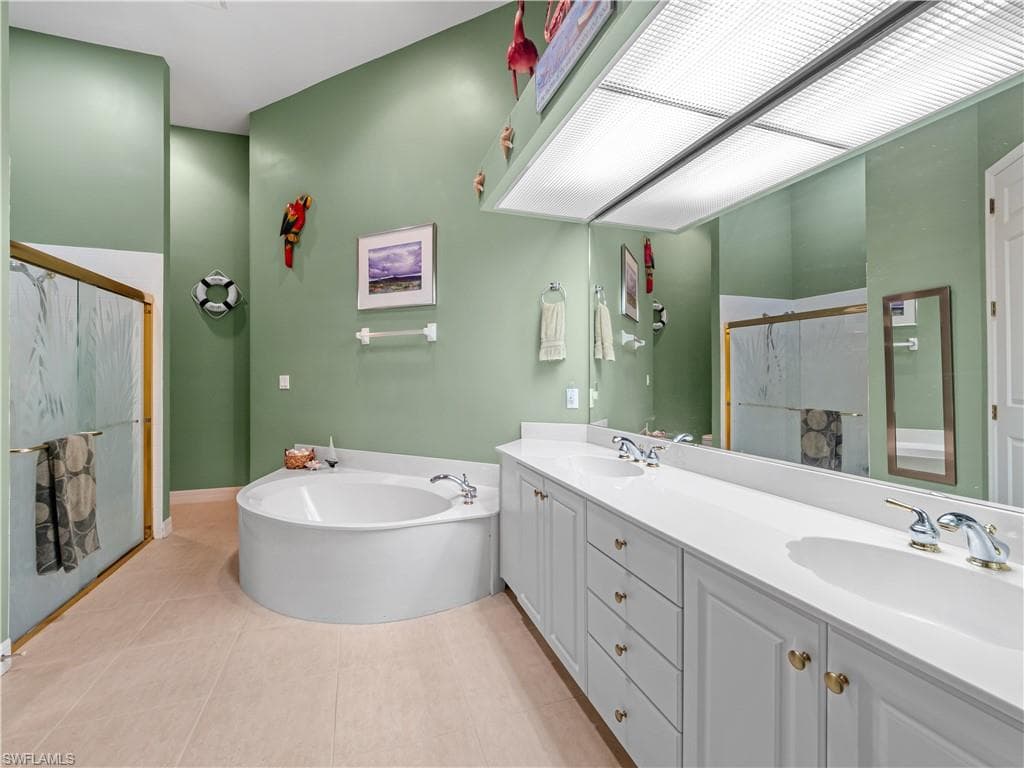 15220 Cape Sable LN-24