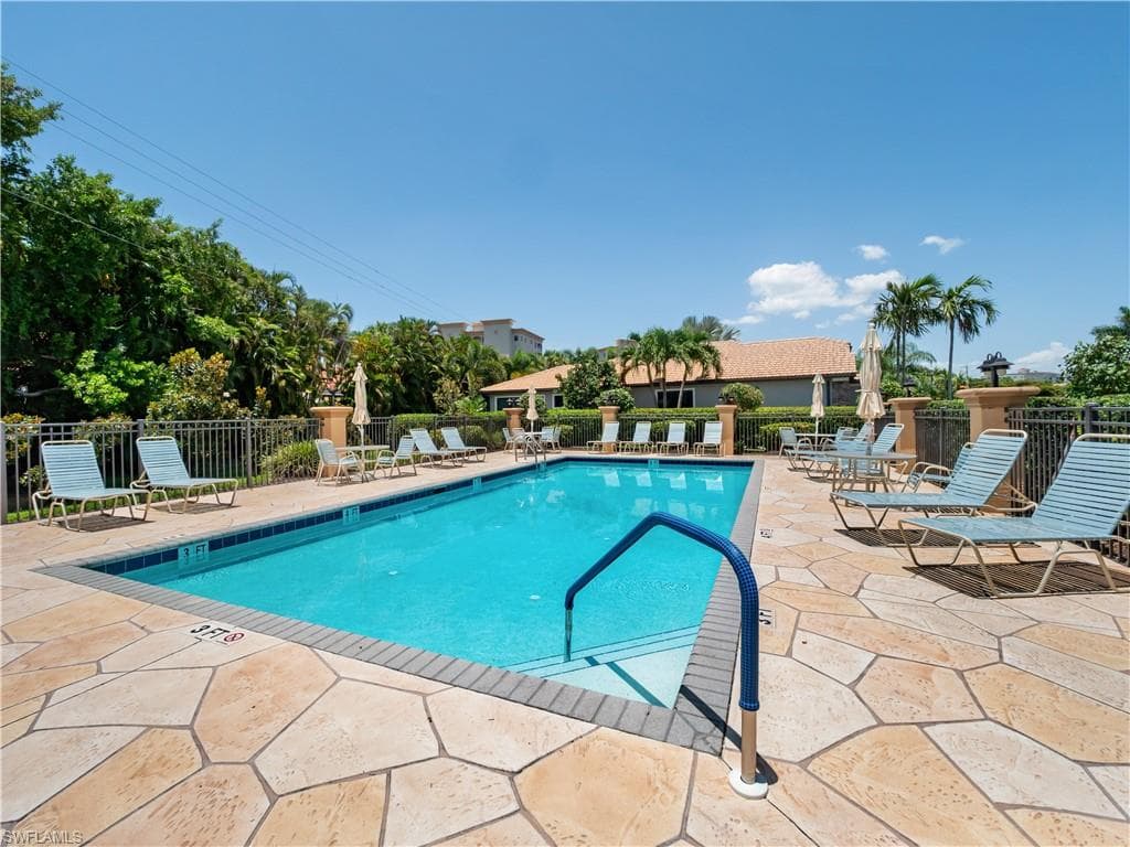15220 Cape Sable LN-40
