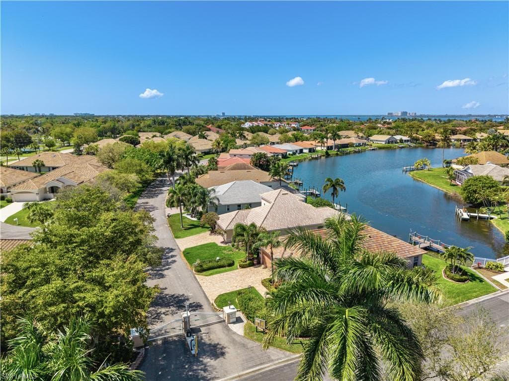 15220 Cape Sable LN-39