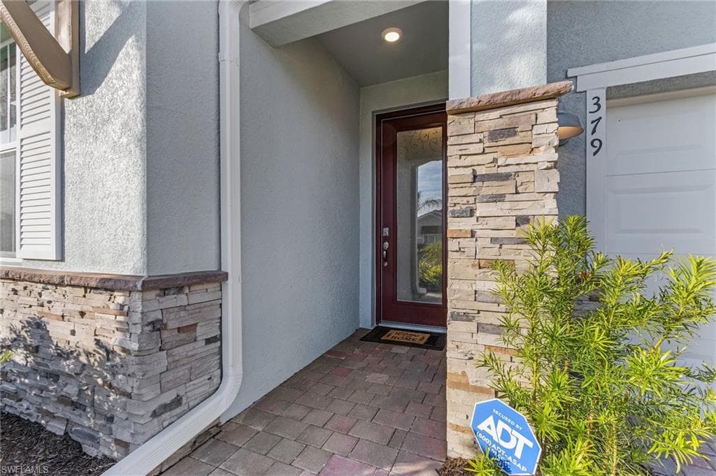 379 Grace Bay LN-4