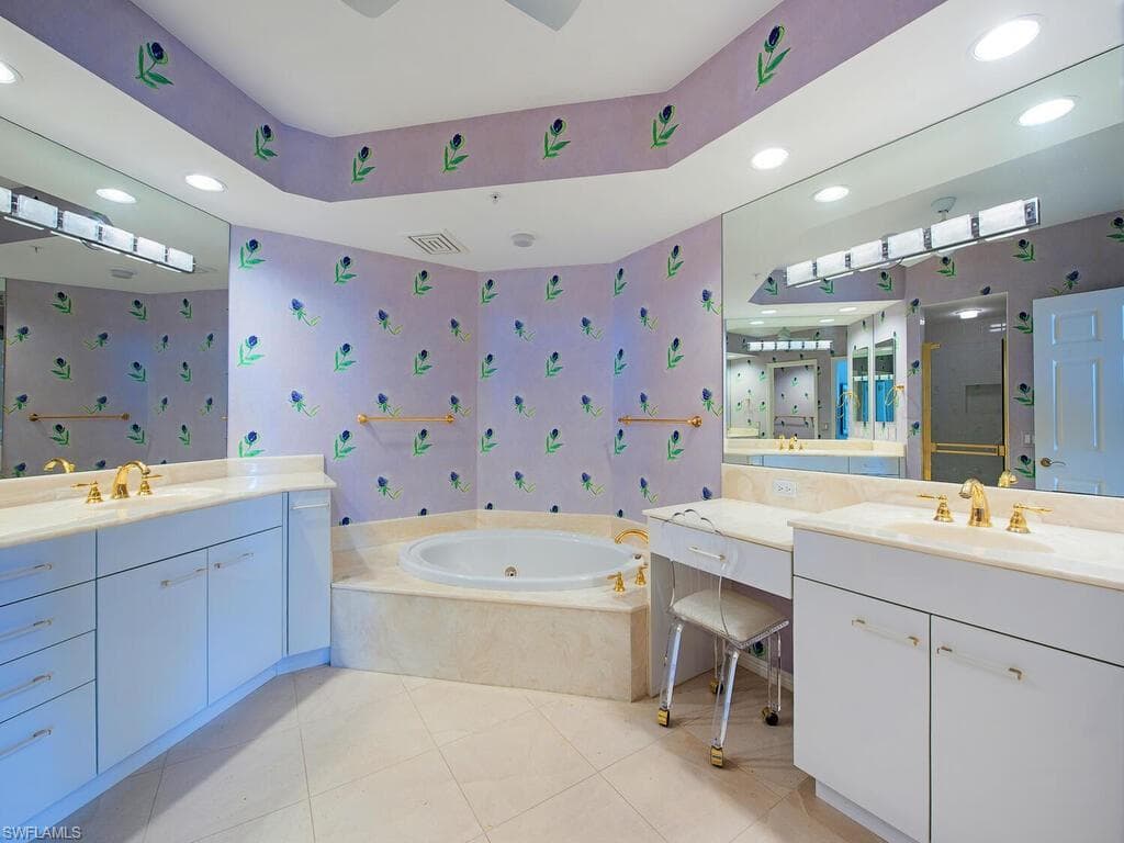 7225 Pelican Bay BLVD 1703-18