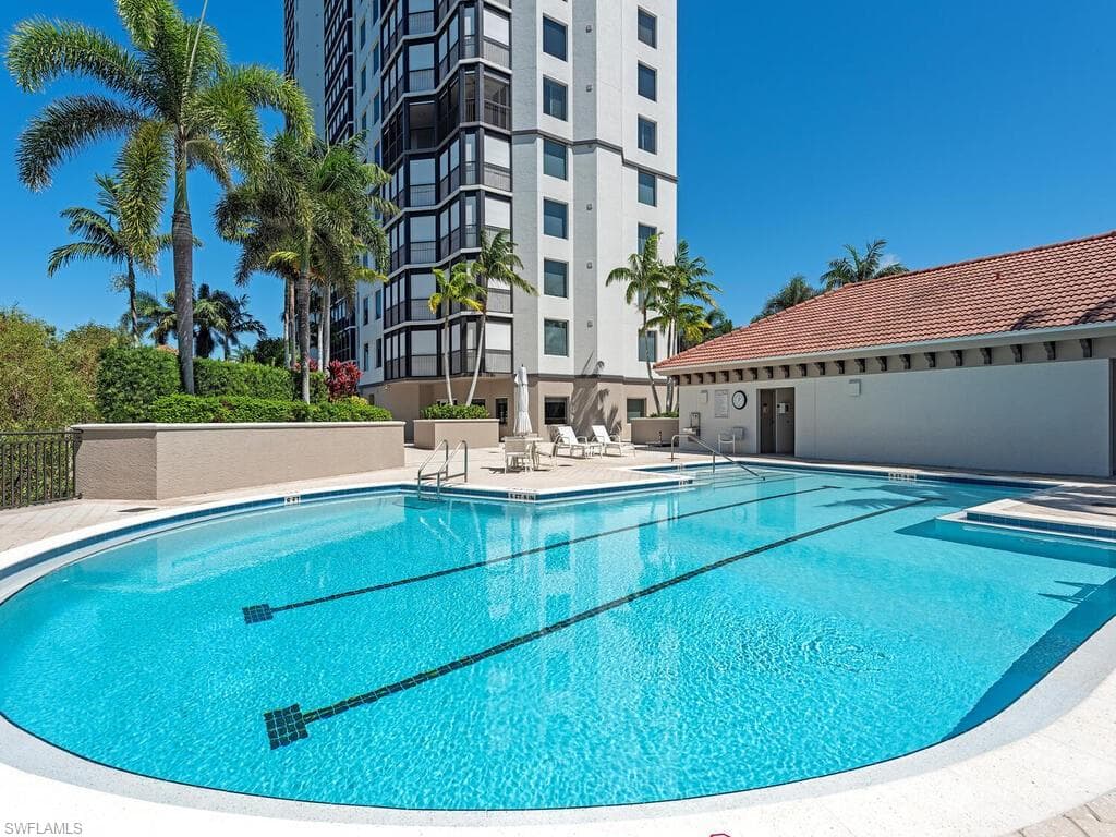 7225 Pelican Bay BLVD 1703-19