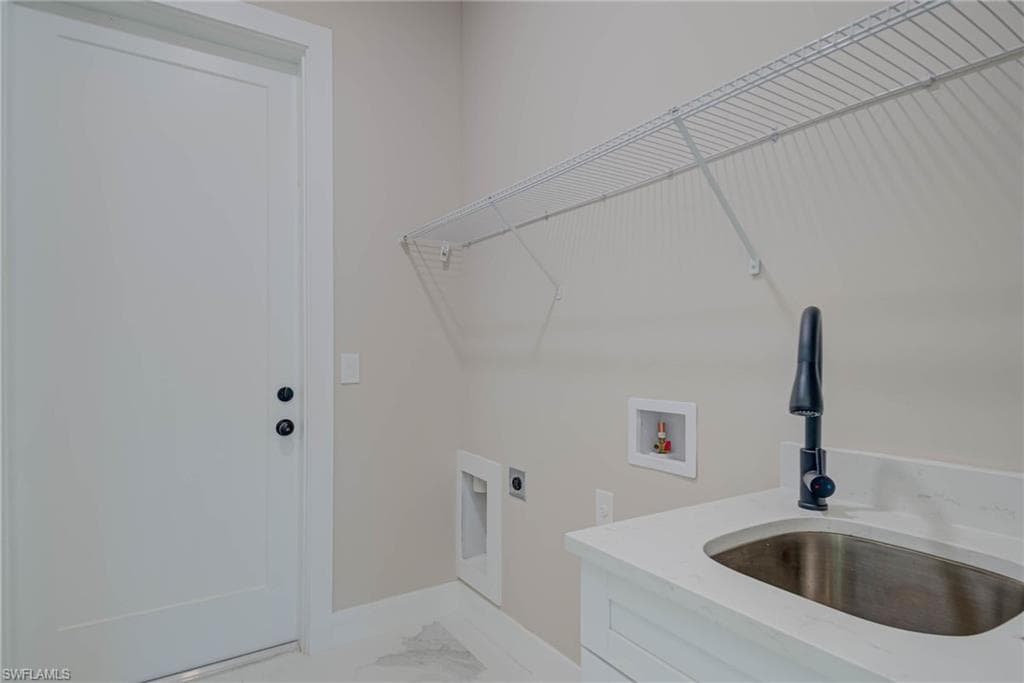2023 Robert AVE-17