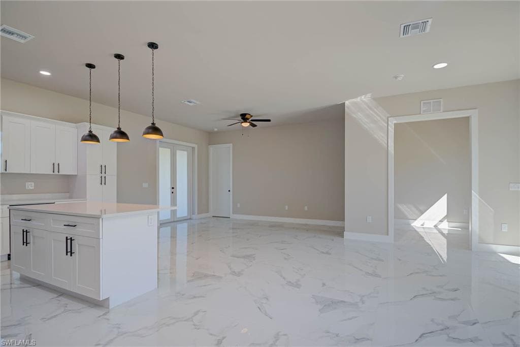 2023 Robert AVE-3