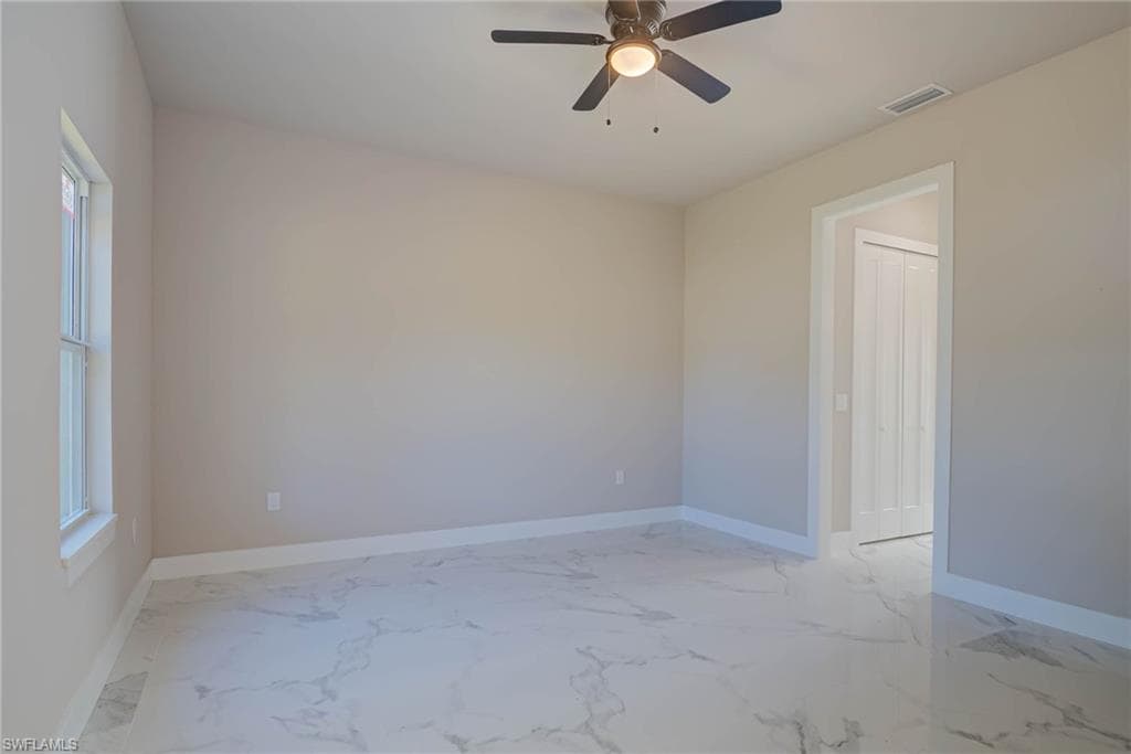 2023 Robert AVE-10