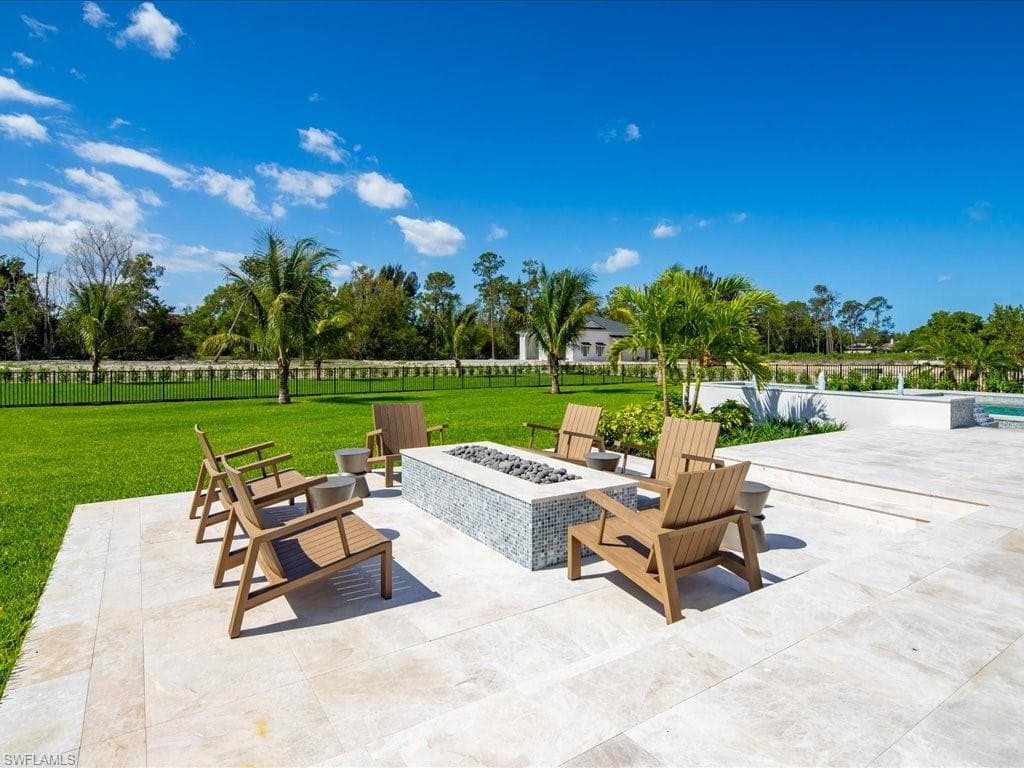 6462 Daniels RD-39