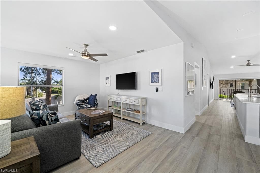 822 Gulf Pavilion DR 201-5
