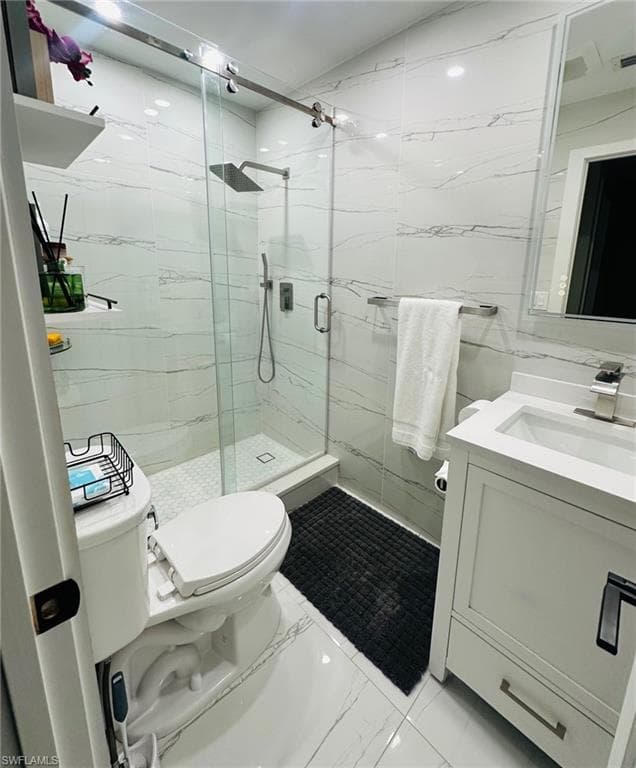 3323 Guilford CT-10