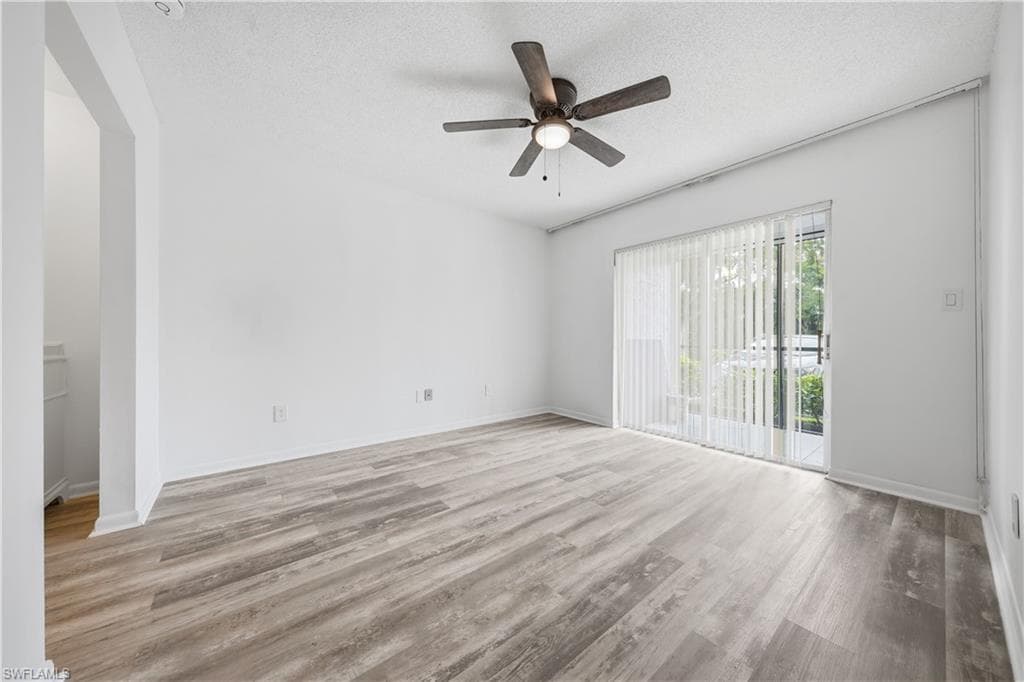 788 Park Shore DR A11-12