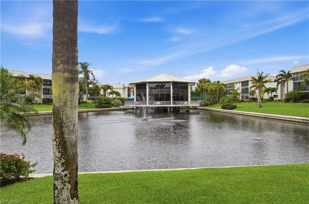 788 Park Shore DR A11-28