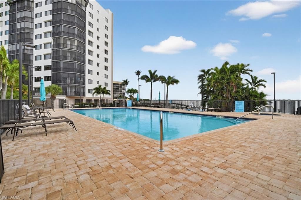 4263 Bay Beach LN 815-36