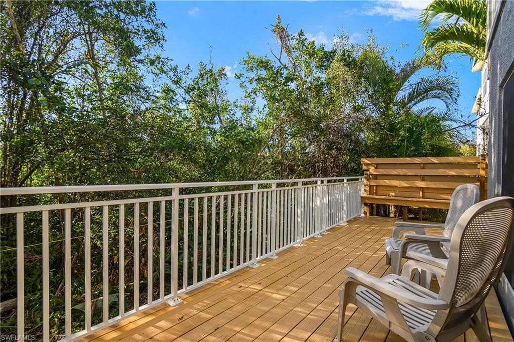 7749 Victoria Cove CT-30