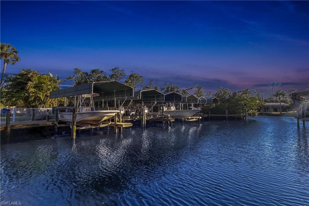 7749 Victoria Cove CT-37